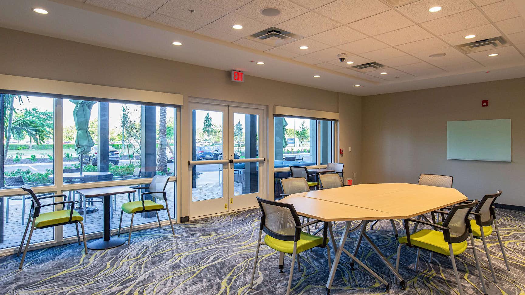 Rswts citrus room 8703 hor wide